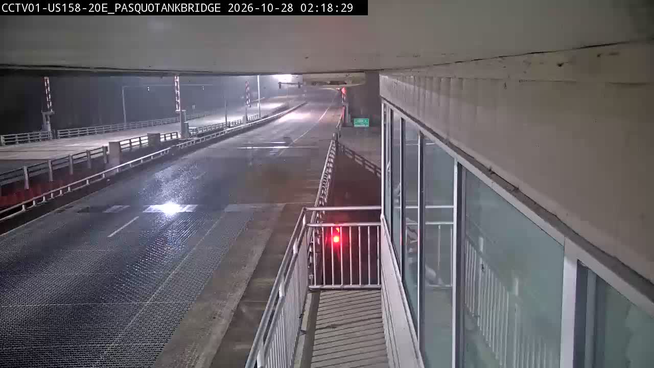Traffic camera: US158-20E PASQUOTANKBRIDGE